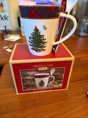 Spode Christmas Tree White Mug & Spoon Set with Red Trim